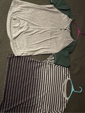American Eagle mens medium shirts